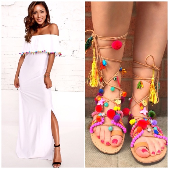 Dresses & Skirts - 🌸LAST ONE🌸 White Pom Pom Maxi Dress